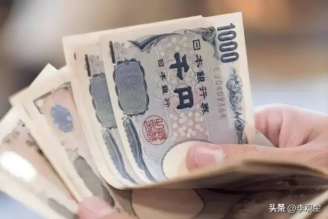 高市早苗或面临艰难抉择 执政考验加剧