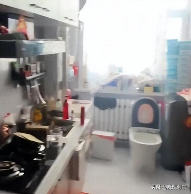 房子过道被邻居占用改成开放式卫生间