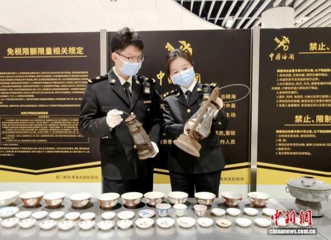 海关查获76件禁止出境的文物 均为一般文物