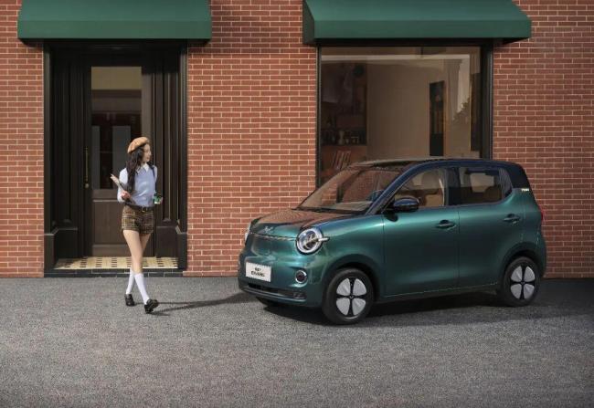 第五代五菱宏光MINIEV纯电开启预订 多种配置与福利等你来