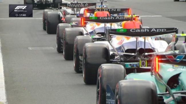 拉塞尔夺F1澳大利亚站杆位 梅奔包揽前两名