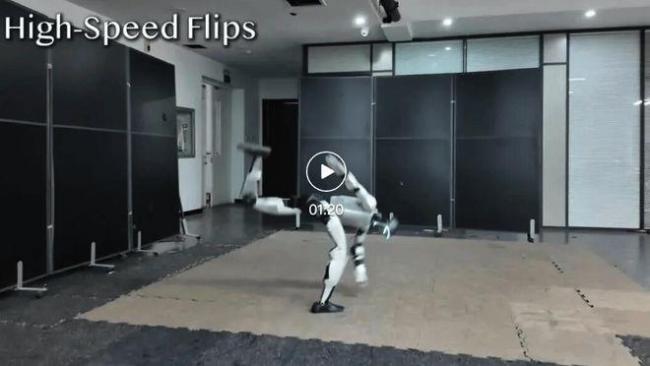 王兴兴署名！烧坏几十台宇树机器人，换来极限动作全能王 OmniXtreme突破高动态控制