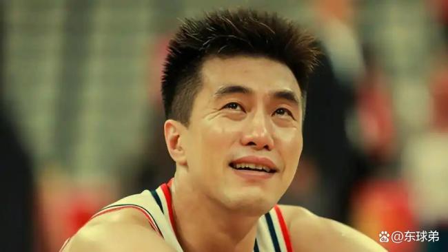 郭艾伦只有3选择