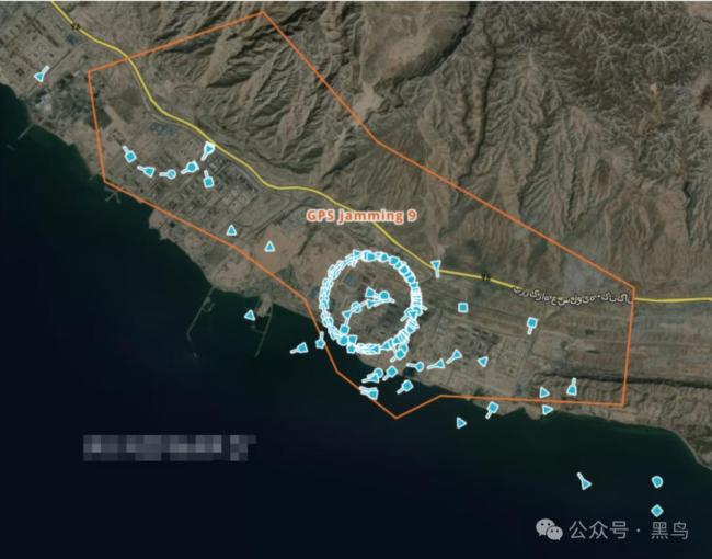 美以空袭引发霍尔木兹避险潮 航运安全受威胁