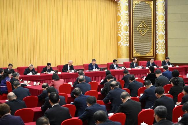 习近平的两会时间丨关键时期，总书记为健康中国建设明方向