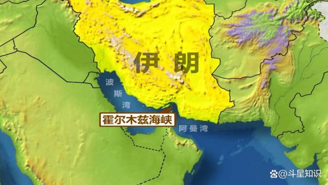 马克龙视察“戴高乐”号航母 法国强硬回应美以伊冲突