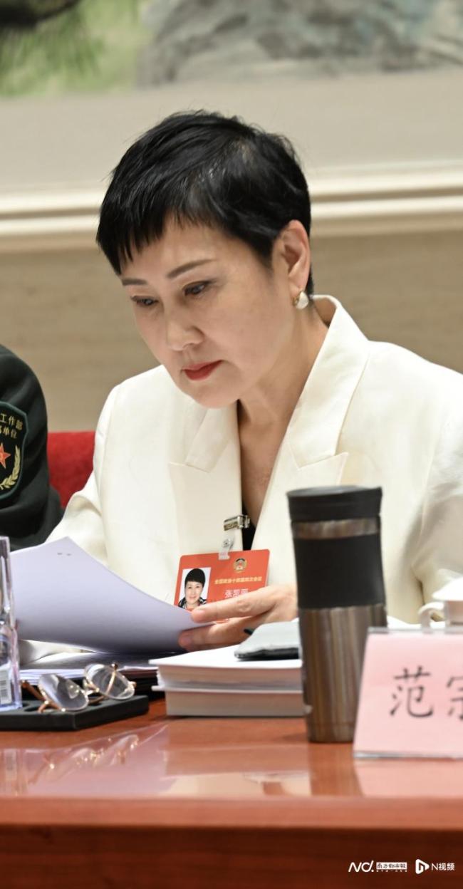 张凯丽建议演员按戏份排位 规范署名减少争议