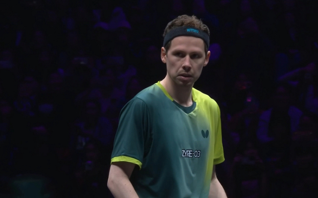 王楚钦赛后采访称赞对手尽显高情商 大赞格罗特实力强劲