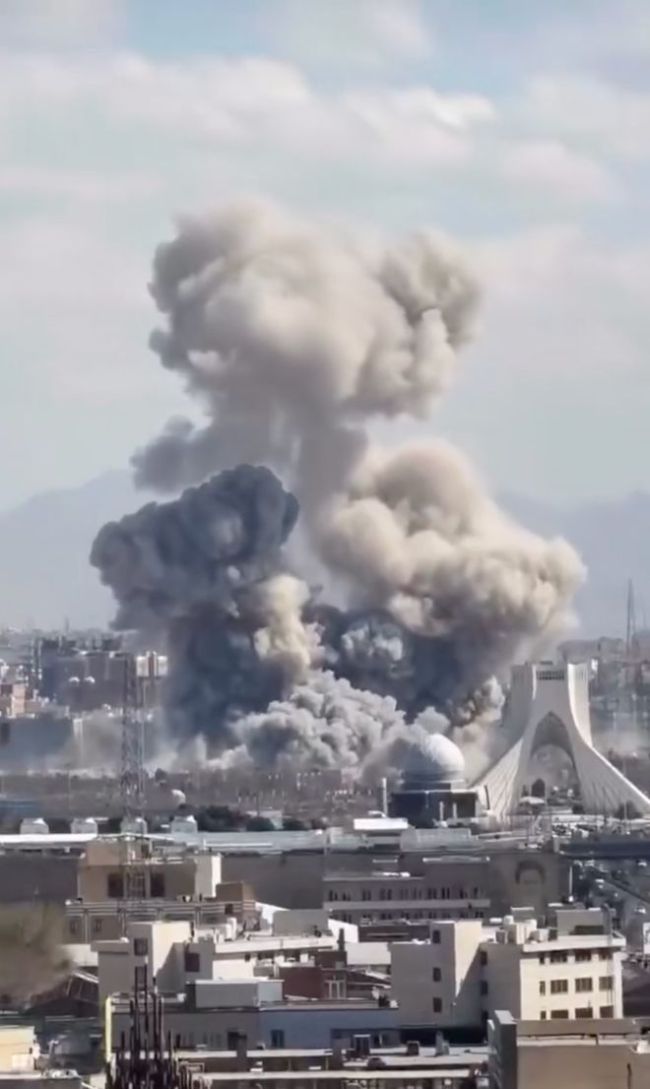 470名华人的万里归途 战火中的生死撤离