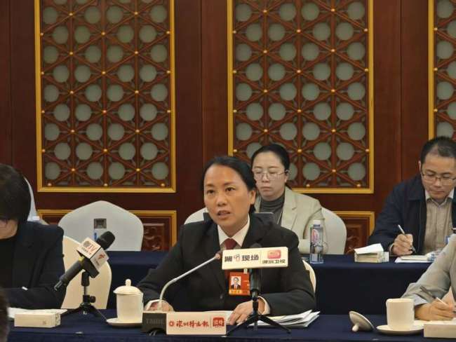 提交建议八小时后，代表收到电话回复