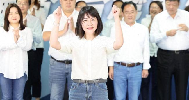 郑丽文谈彰化县长提名