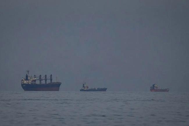 伊称部分国家船只可过霍尔木兹海峡