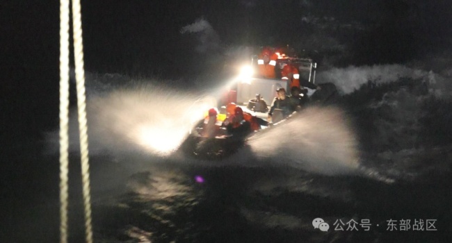 看到中国海军就感觉有救了：30分钟营救10渔民