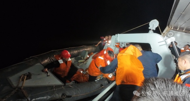 看到中国海军就感觉有救了：30分钟营救10渔民