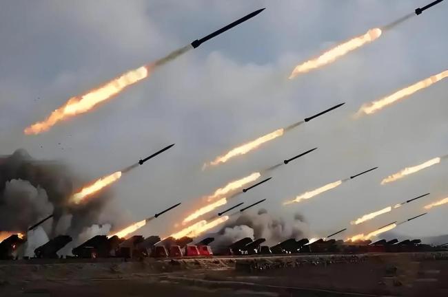 伊朗动用“泥石”导弹释放哪些信号 中东格局重塑的巨响