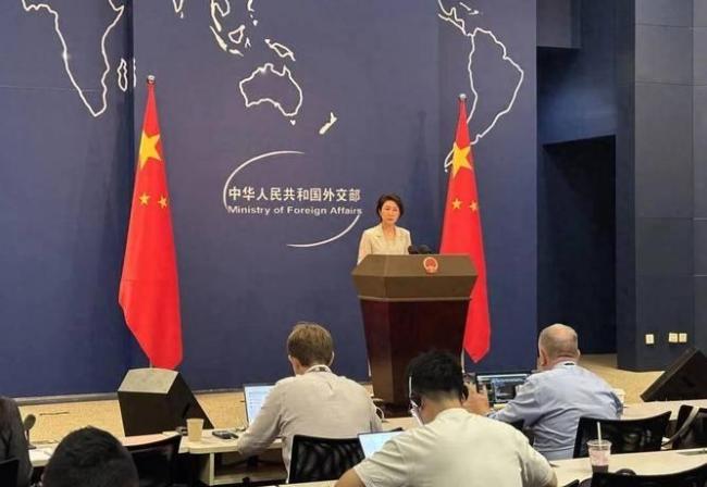 高市早苗砸家底救急还上供美国 日本经济陷入绝境