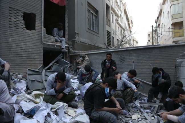 探访德黑兰遇袭居民区 废墟中的生活重建