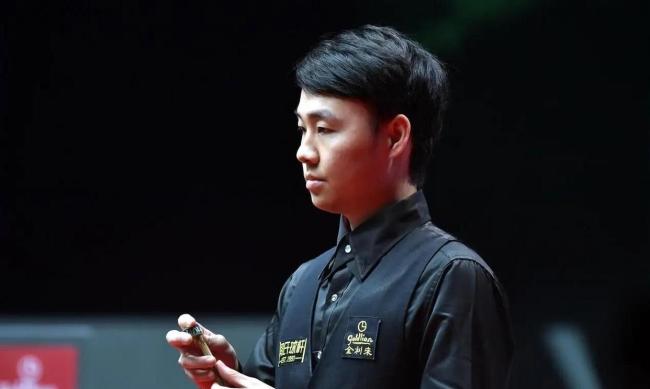 周跃龙晋级斯诺克世界公开赛16强 平稳取胜展现实力