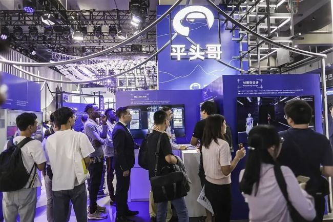 黄仁勋要建“AI工厂”背后 英伟达的全产业链野心