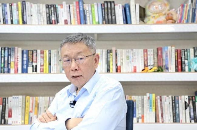 柯文哲自嘲是赖清德眼中碍眼“杂质” 不会投降