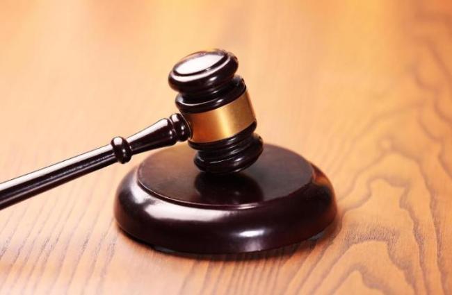 男子抿一口啤酒死亡 家属起诉同饮者