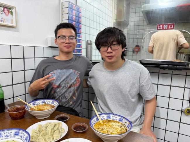 5元水饺店老板公开配料表 实惠又好吃引发热议