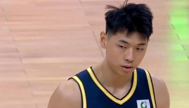 CBA广东vs江苏前瞻：徐杰、胡明轩pk庞峥麟 崔永熙盼延续火热状态 广东客场占优