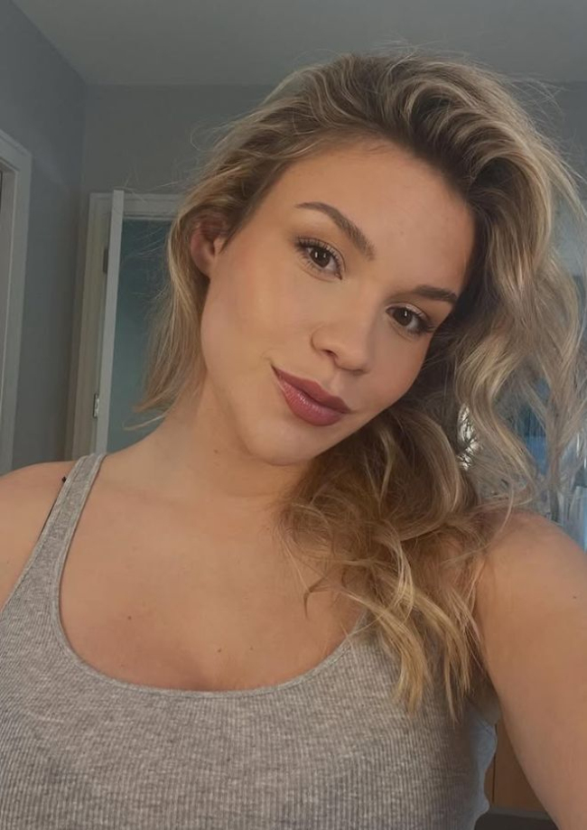 曝东契奇前未婚妻住其母亲豪宅 新恋情传闻四起