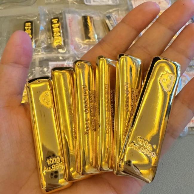 金价大跌3大原因 美联储降息落空引发抛售