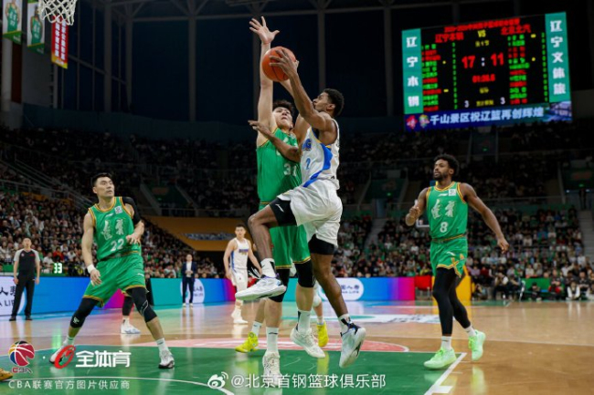 北京男篮终结辽宁队6连胜 赵睿34分率队逆转