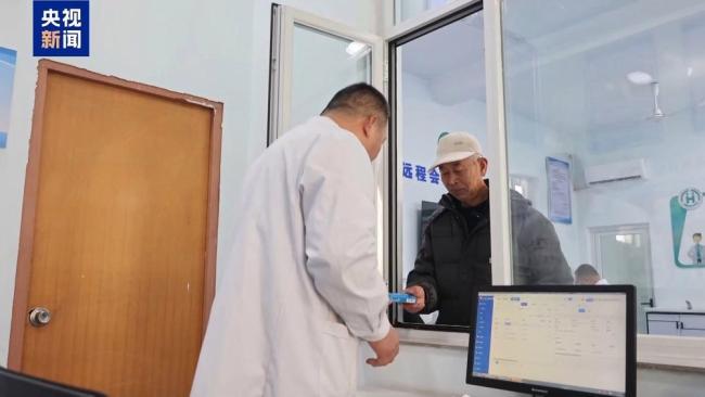 “医保版”一揽子决策出炉 撬动下层医疗升级