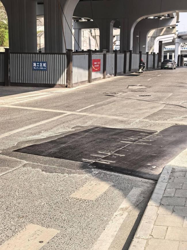 定居成都老外被“12345”执行力震惊 这执行力，不服不行！