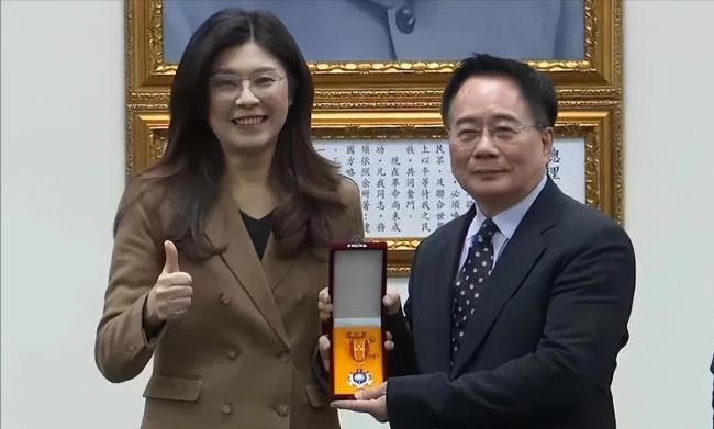 蔡正元上入狱前最后通告提三大愿望 向死而生