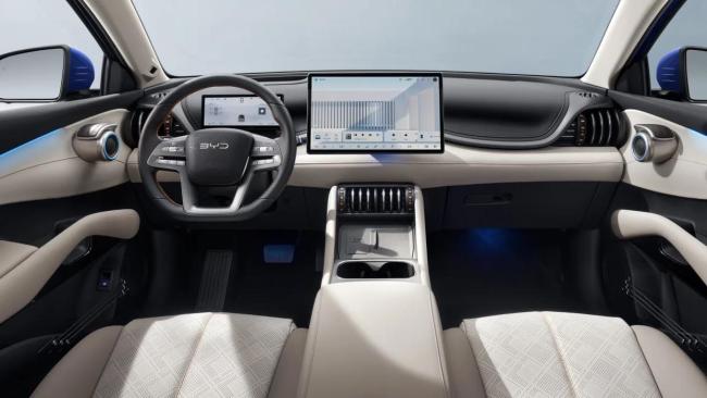 比亚迪ATTO 3 Evo英国上市 配置升级续航提升