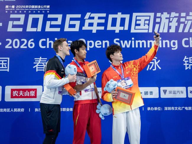 张展硕成中国游泳公开赛首位三金王 刷新个人最佳战绩