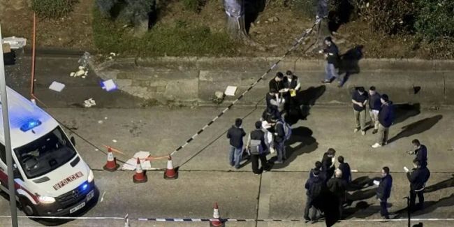 香港警方开5枪制服持刀男子 警民合力确保安全