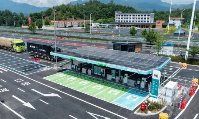 油价上涨 上海新能源汽车销售火爆 高油价加速新能源车市场爆发