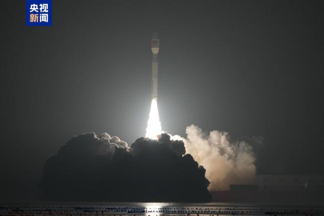 中国成功发射微厘空间02组卫星 捷龙三号第10次飞行圆满成功