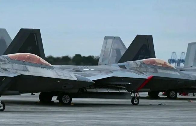F35到底隐不隐形？“闪电航母”到底是不是航母？ 隐形战机被击中之谜