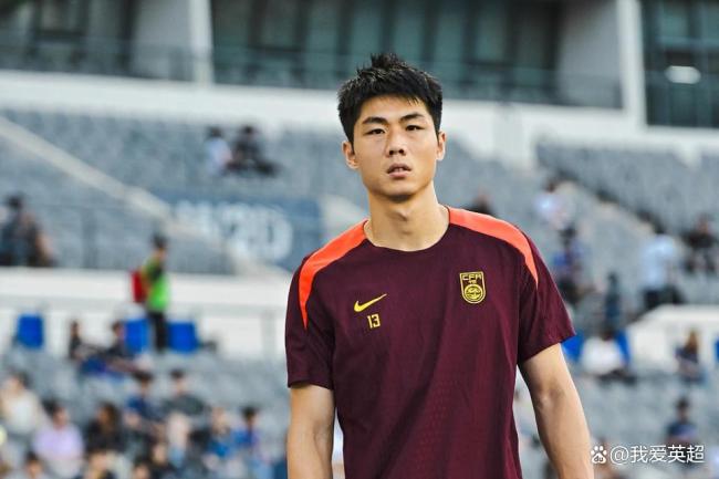 国足26人名单变动：塞鸟 魏震因伤落选 补招李扬李镇全 已拥10位U23 备战FIFA系列赛