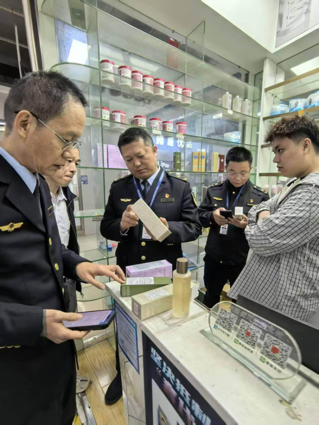 记者暗访起底化妆品售假链条 多部门联动整治