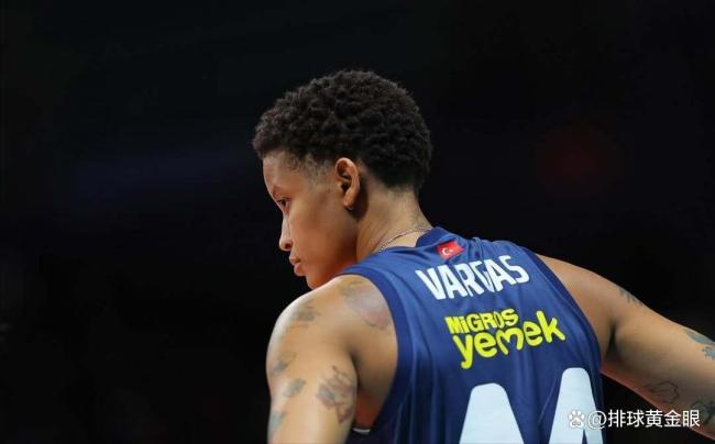 朱婷训练时眼部受伤休战!费内时隔五年无缘杯赛决赛,王媛媛出局 科内逆转晋级决赛