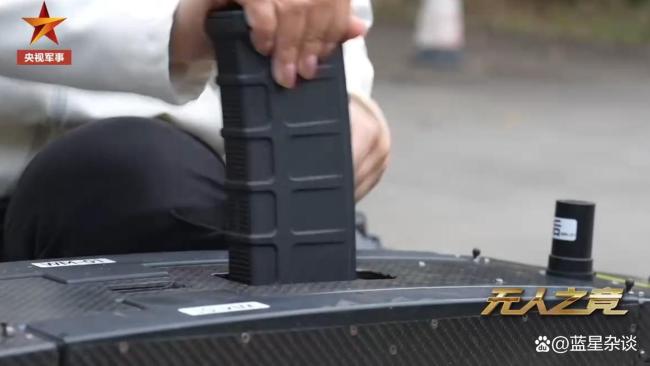 台媒感叹大陆无人飞枪打击时无死角 精准反无人机利器