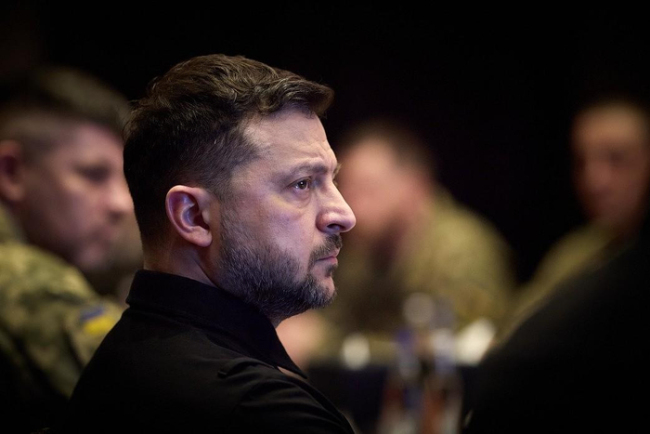 乌克兰被曝资金仅能维持两个月，泽连斯基连访中东三国签协议：都是“十亿”级别的 中东金援缓解危机