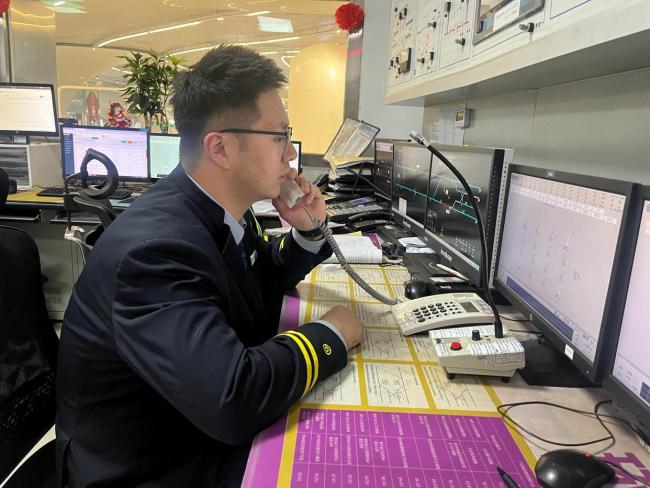 自闭症男孩走失 地铁三站接力寻人