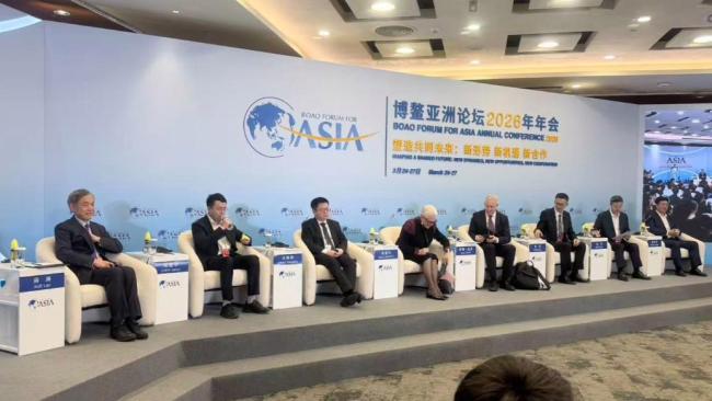 人形机器人面临三重挑战 技术、数据与商业的考验