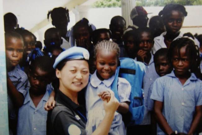 张桂梅告诉烈士之子：我愿意做你妈妈 情深意切感动全场