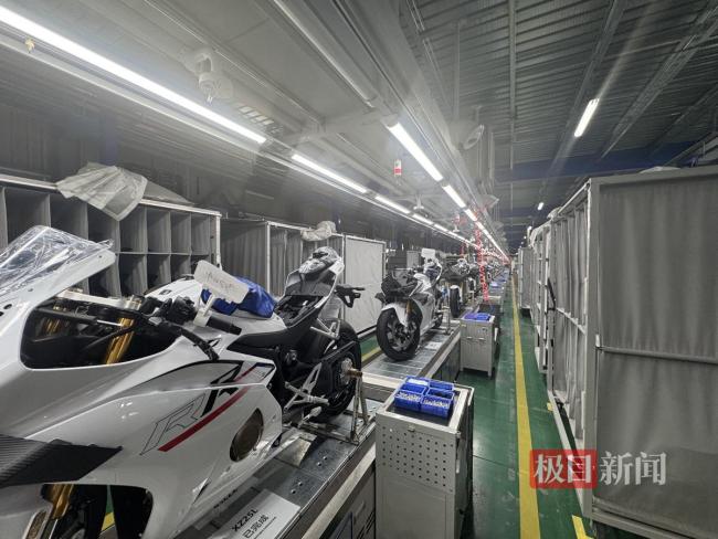 张雪机车禁止新手买车称希望少死人 安全至上