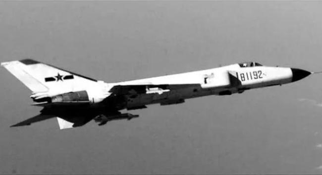 三型舰载机，呼叫81192！英雄从未远去