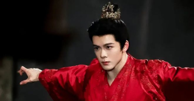 月鳞绮纪开播 东方好意思学玄幻剧来袭